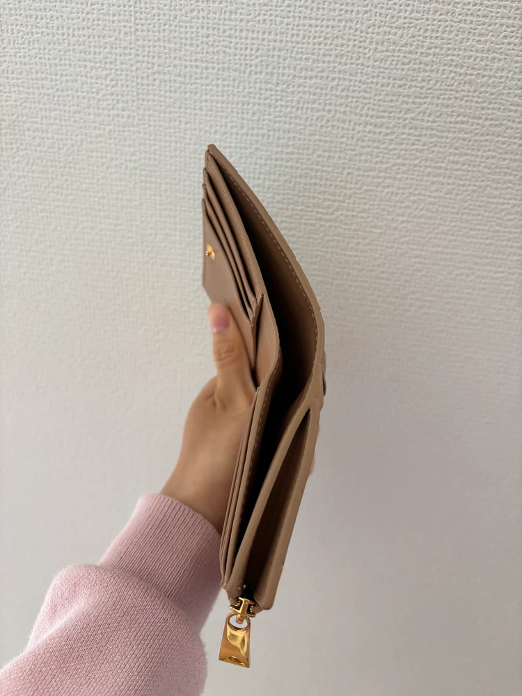 30代OLが持つ飽きのこないブランド財布#Bottega Veneta_6