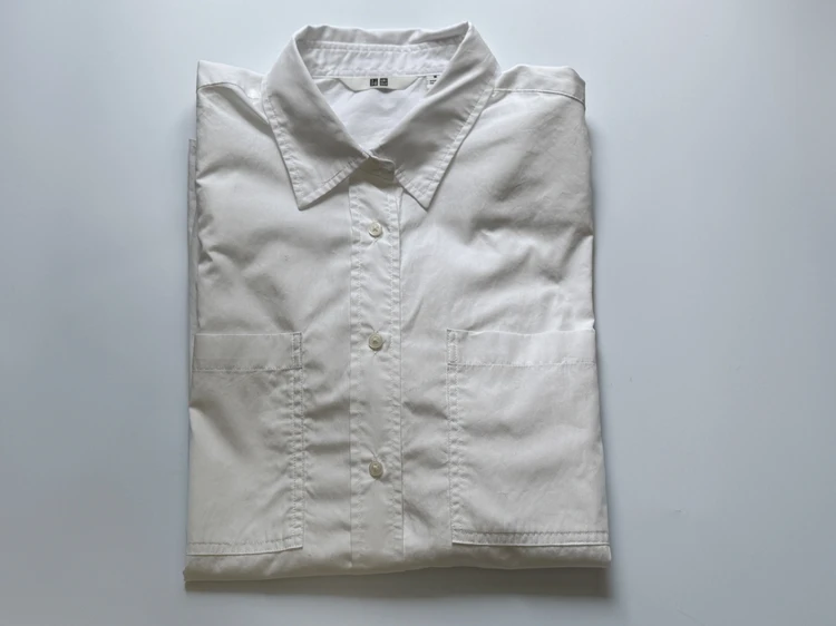 ユニクロ『コットンオーバーサイズシャツ』の写真
