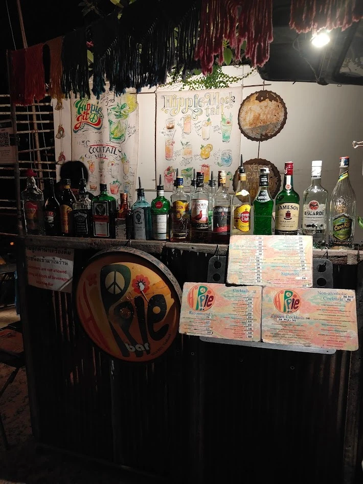 Hippie Bar　ホアヒン　バー　ビーチ