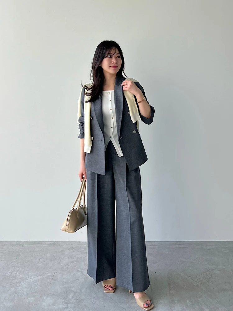 ストラ カセット服 着用画像