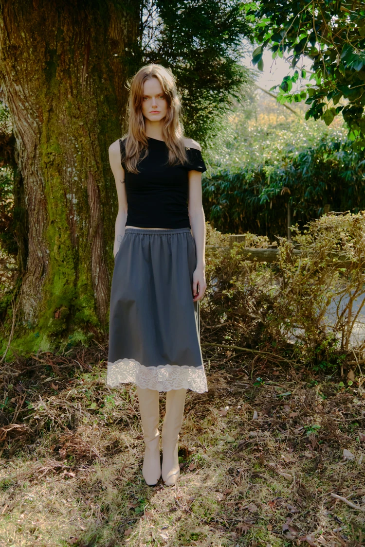 Tシャツデザインにアップデートした＜Jessica Tops＞