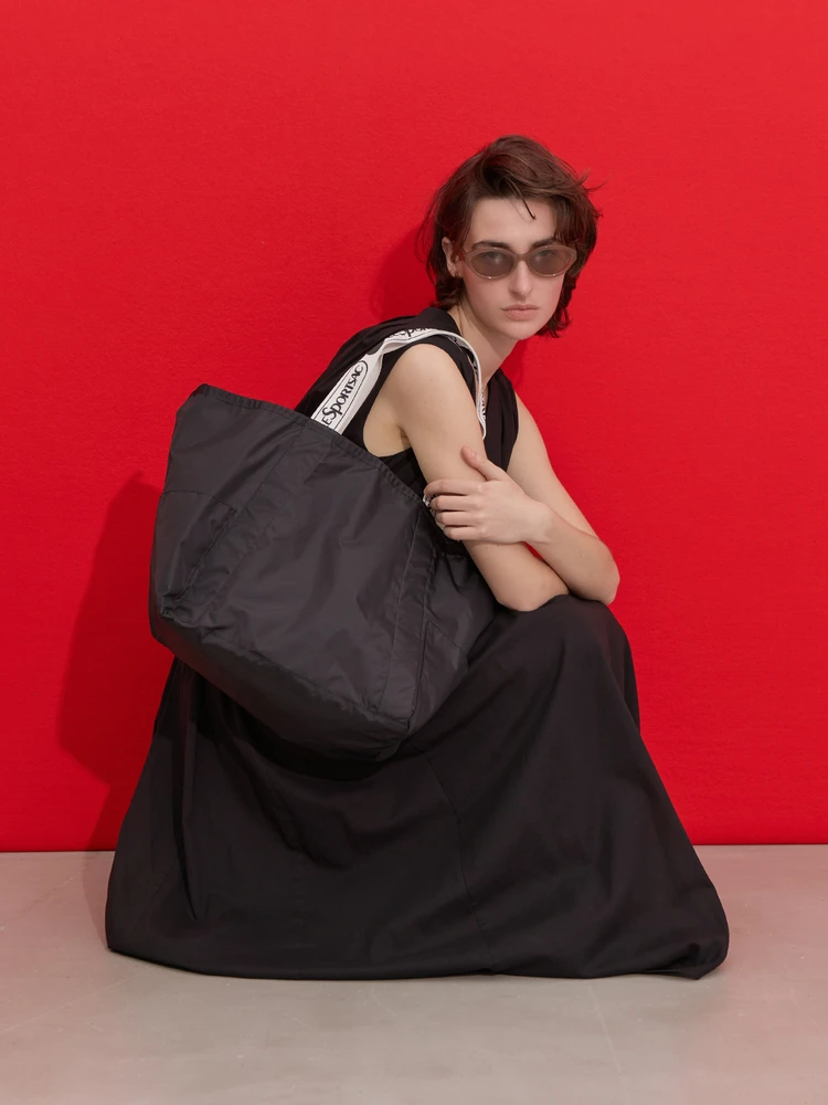 【「martinique（マルティニーク）」と「LeSportsac（レスポートサック）　コラボバッグ　大きなトートバッグ