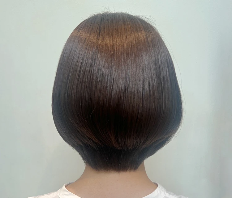30代ー40代髪型・ショートボブのバック