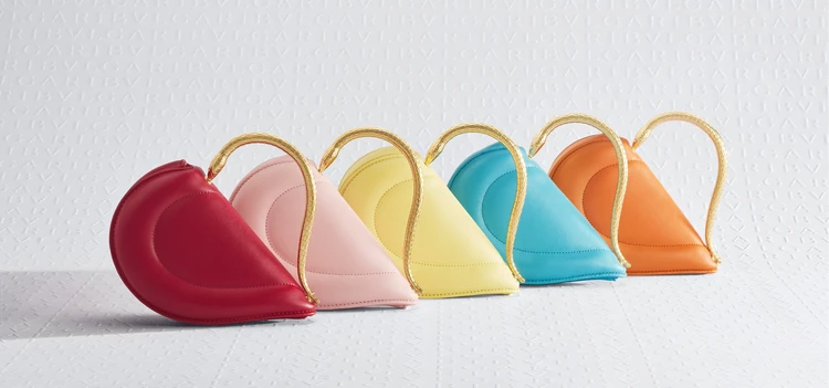 【BVLGARI（ブルガリ）】ジュエリーライクな新作バッグが登場！ハート型のフォルムが印象的♡