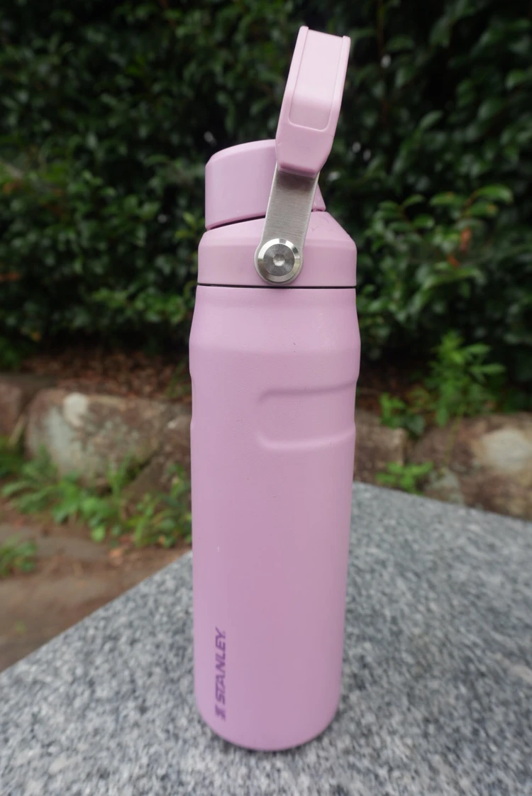 【STANLEY（スタンレー）水筒レビュー】アイスフロー24oz＆クエンチャー40ozを2年使った正直な感想_1_2