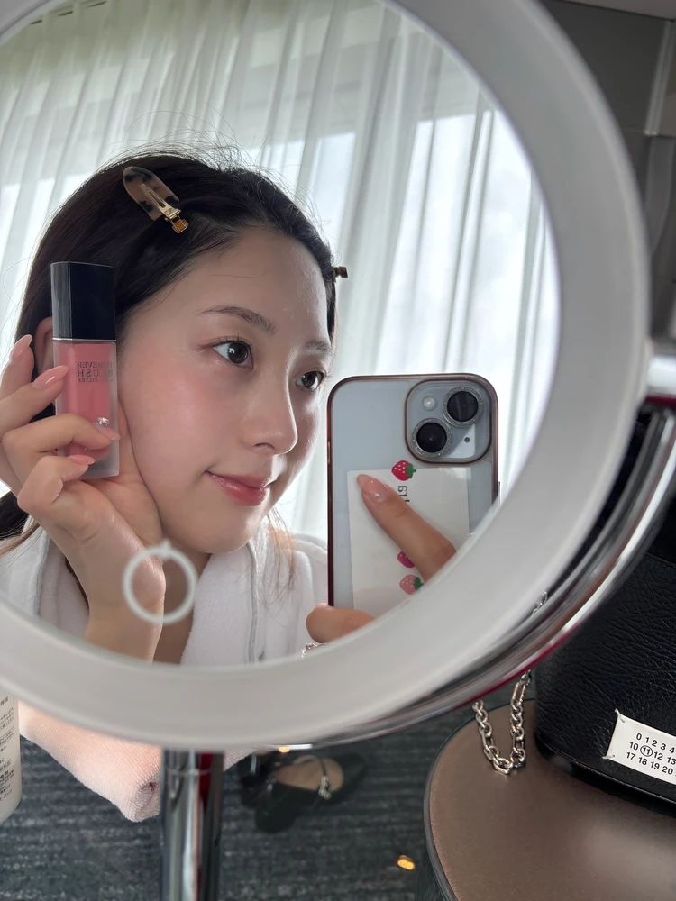 Dior, ディオール, フォーエヴァー スキン ブラッシュ ソフト フィルター, リキッドチーク, チーク, イエベ春, コーラルカラー, コーラルチーク, ツヤ肌, 血色メイク, デパコス, 愛用コスメ, コスメレビュー, 美容, ナチュラルメイク, ムース質感, ツヤメイク, 春メイク