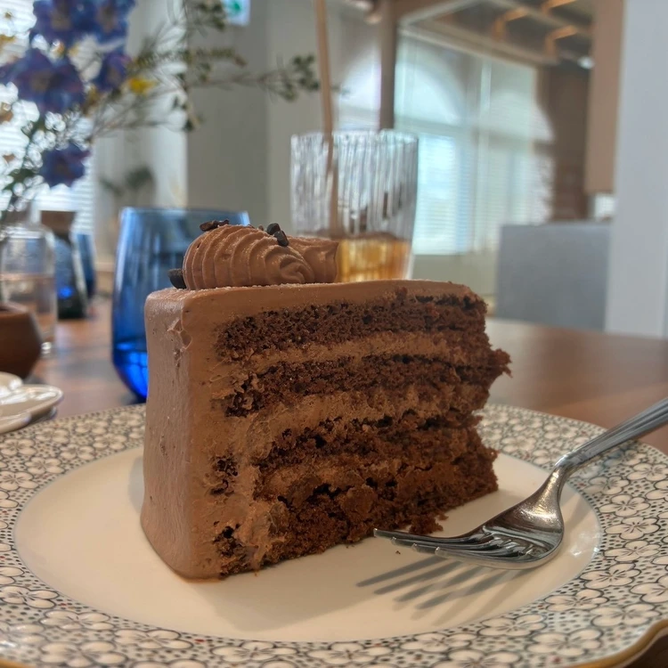 【鎌倉さんぽ】鎌倉で過ごす大人の休日♡鶴岡八幡宮とチョコレートカフェを巡った日。コーディネートも紹介!_4_1