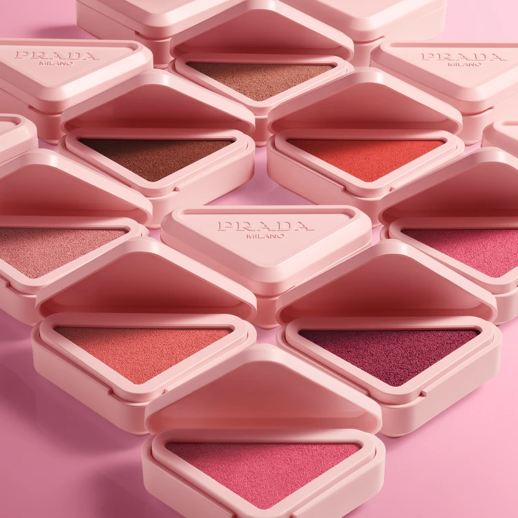 プラダ ビューティ プラダ タッチ カラーバリエーション