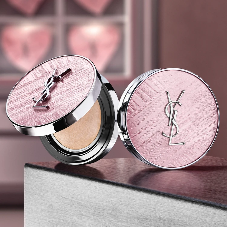 YSL ラディアント タッチ グロウパクト <コレクター> #B10