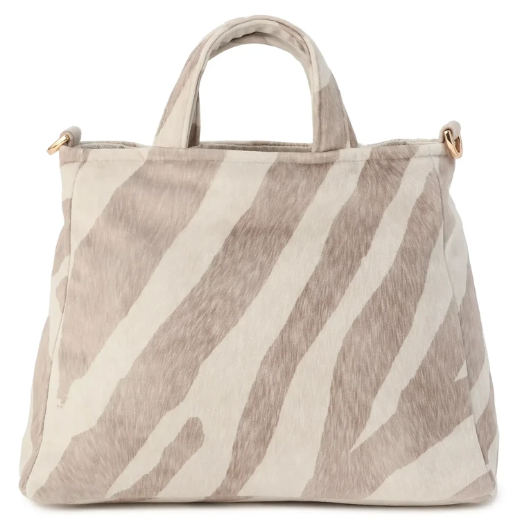 ベージュゼブラ柄バッグ