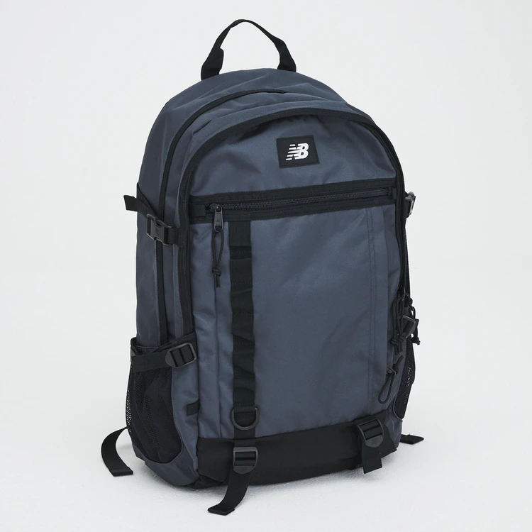 【写真】優秀通勤ワードローブをまとめてチェック！_0