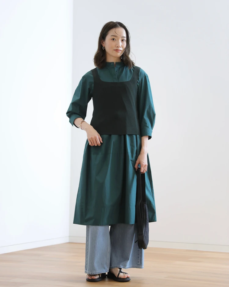 UNIQLO : C ユニクロ　シー　2026　春夏　新作　試着会　コレクション　コーディネート　コットンボリュームスリーブワンピース　ローライズワイドジーンズ　3Dリブスクエアネックセーターノースリーブ　コーデ　レイヤード