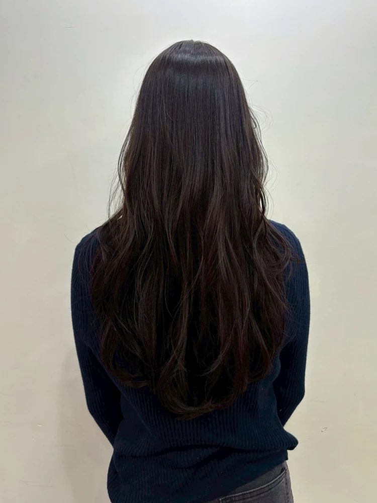 エアリーなロングレイヤー バック