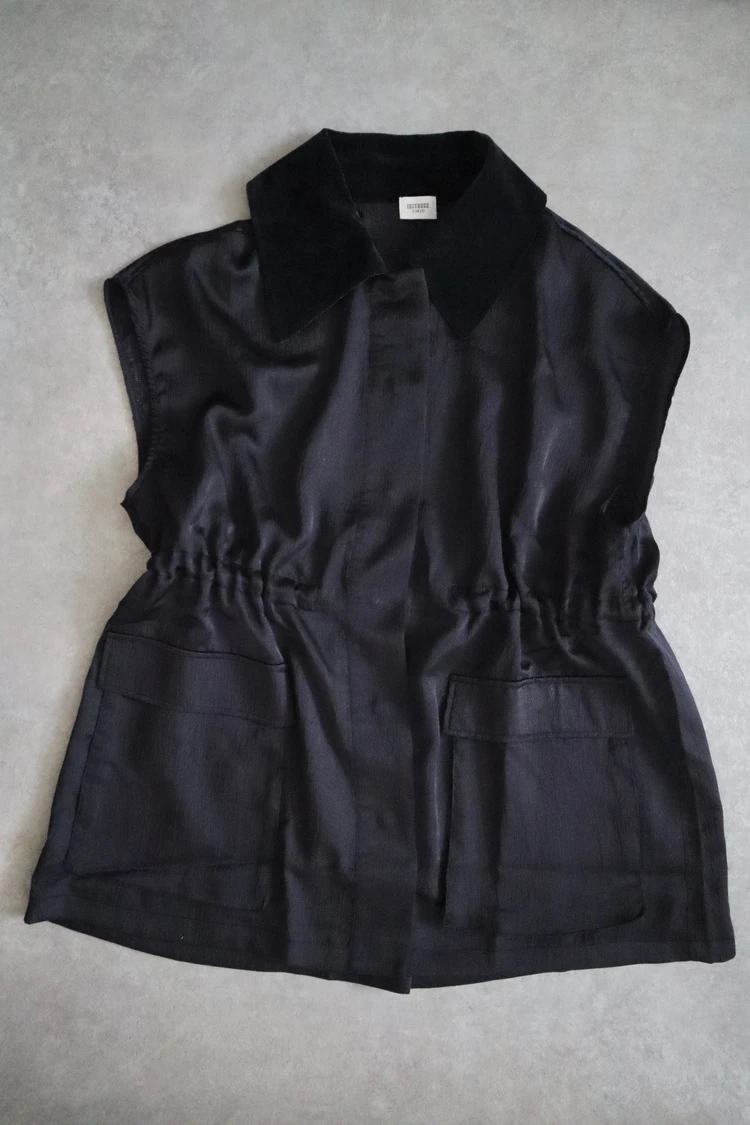 IKITSUKE イキツケ ハンマーサテンジャケット ネイビー コーデ 秋 着回し 着まわし お仕事 通勤 30代