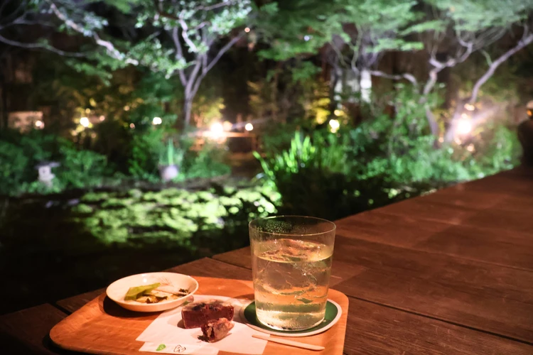 【池袋】お坊さんのバー!?「ぼうず'n bar」の"寺飲み"が大人の夏の避暑地に最高すぎた件_11