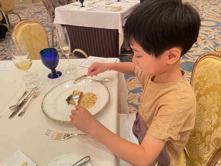 【椿山荘】夏休みの子どもテーブルマナー教室_7