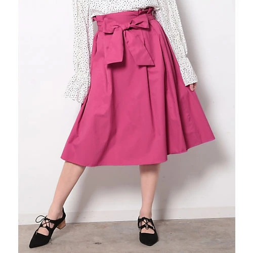 華のある祝日を♡　ブラック×パワフルピンクスタイルで、コーデの鮮度をUP！_6