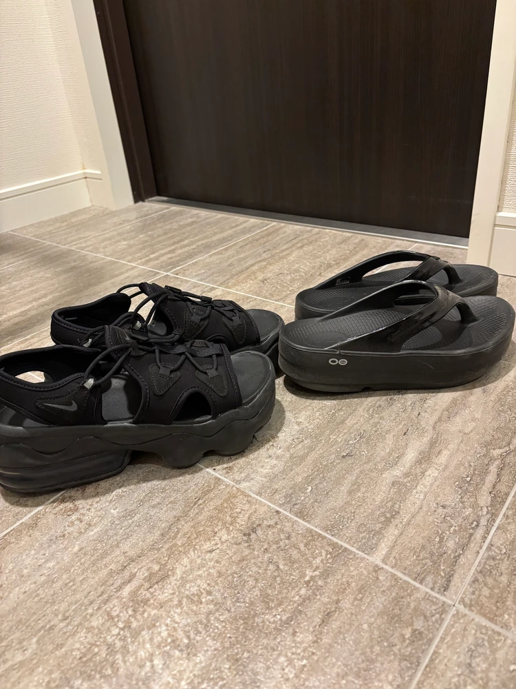 厚底OOFOSがちょっとしたお出かけに便利＆疲れ知らず　Nikeの厚底サンダルと比較してみた_6