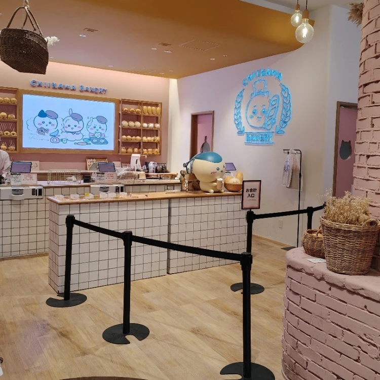 【原宿】話題のちいかわベーカリーへ♡予約&入場方法もレポ！_3_2