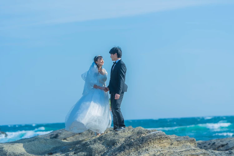 城ヶ島前撮り 海での前撮り 海辺前撮り 海岸 新郎新婦