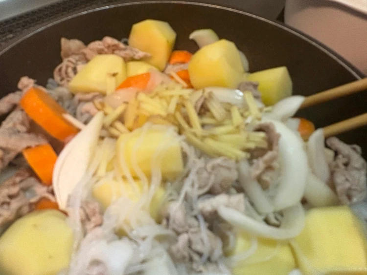［我が家の一軍レシピ］料理研究科リュウジさんの『肉じゃが』が感動の美味しさ_6