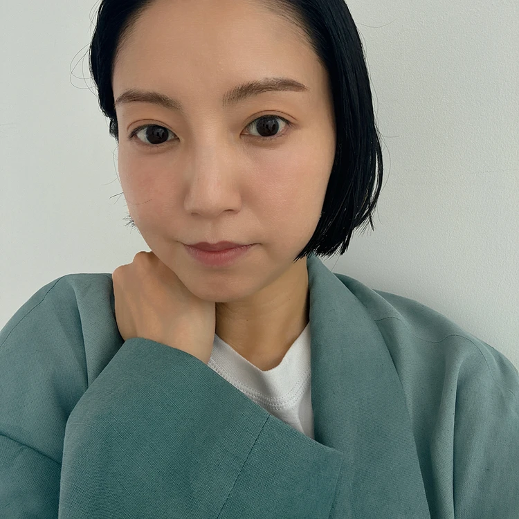 塗って剥がすだけ!フジコの “眉尻ティント”を始めたら朝メイクを5分短縮できた!_5