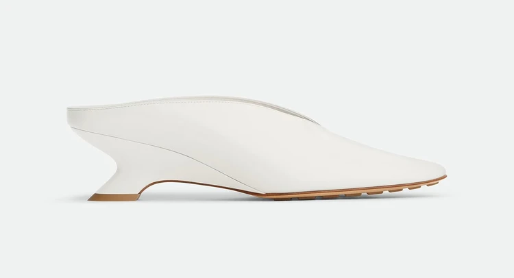 ボッテガ・ヴェネタ ジェット ミュール¥209000 ホワイト