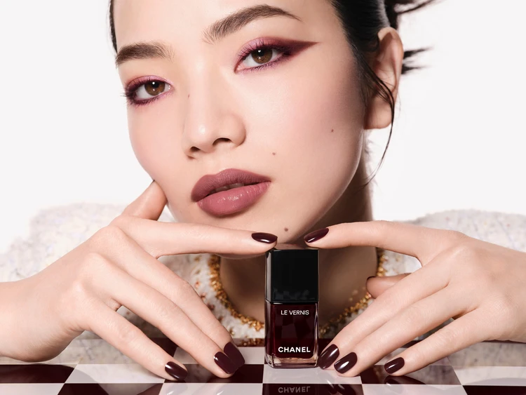 シャネル　ルージュ ノワール 限定メイクアップコレクション 小松菜奈　ヴェルニ