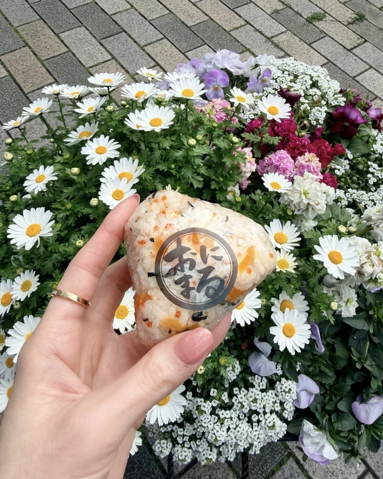 プチプチとびことたくあん 韓国風 おにぎり専門店 自由が丘