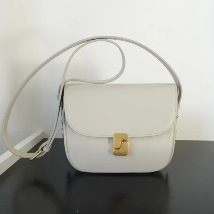 【フォトギャラリー】新作続々♪ 手に入れたいバッグをチェック！_0