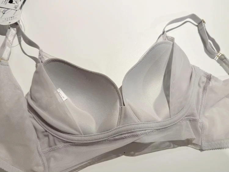 LiftMeUpブラ裏側