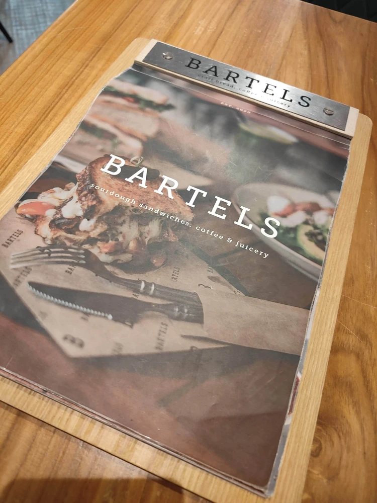 バンコク　カフェ　BARTELS　バーテルズ　メニュー