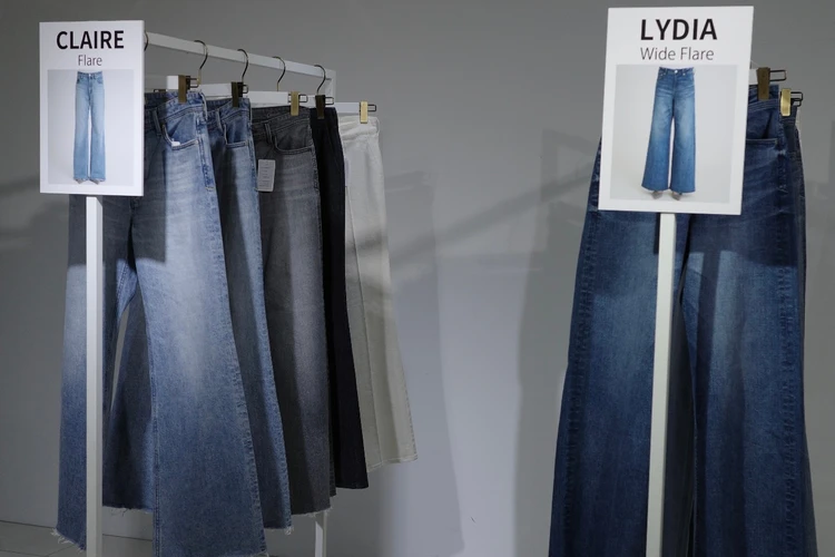 YANUK(ヤヌーク) 2026SS展示会レポ|脚長効果抜群の本命デニム_4