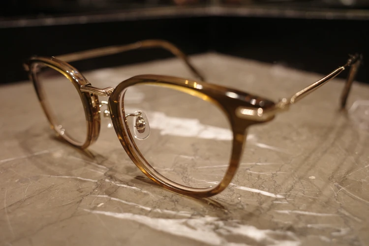 【Zoff×水越みさと】中顔面短縮が叶う!話題のコラボメガネを徹底レビュー_1