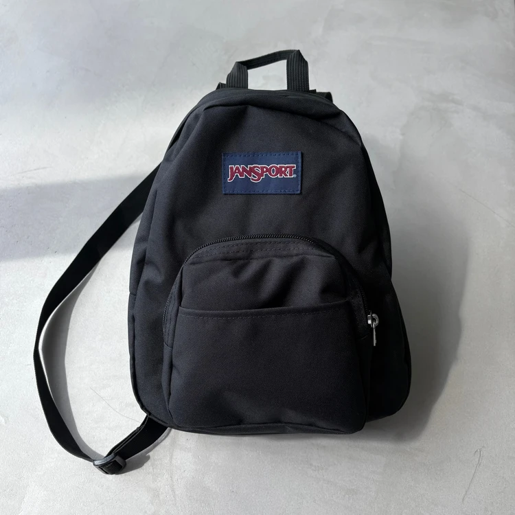 大人こそ可愛い♡JANSPORTのミニリュックに注目_2