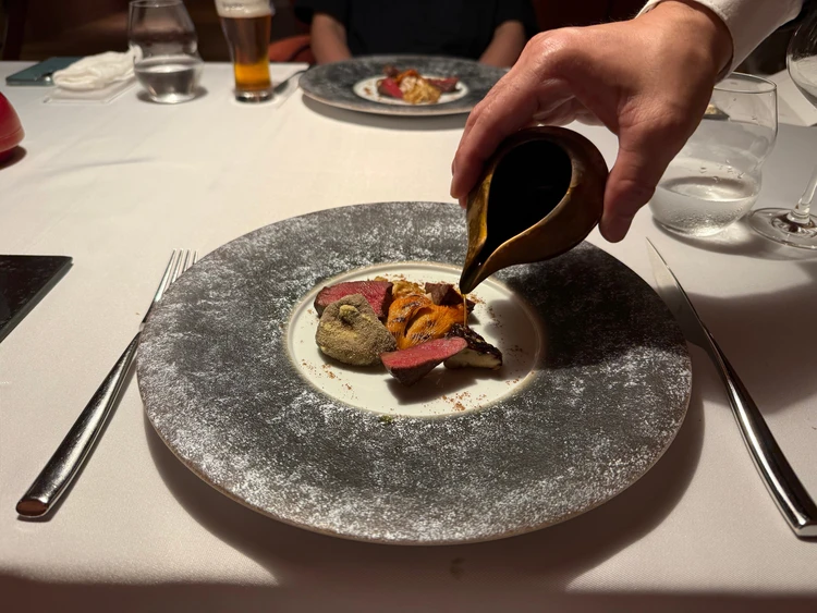 OTTO SETTE　鹿肉のアロースト