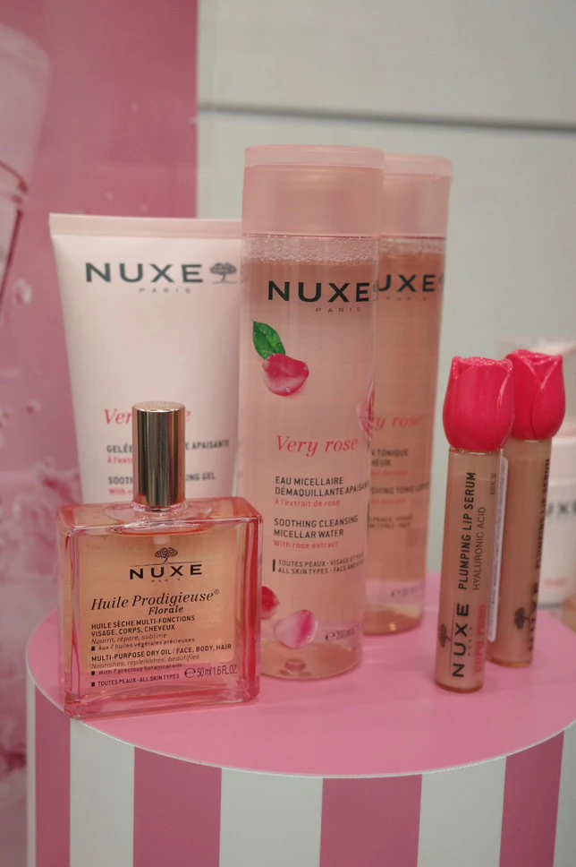 肌も気持ちも“ほぐれる”時間。nuxeの「very rose」に癒される理由_7