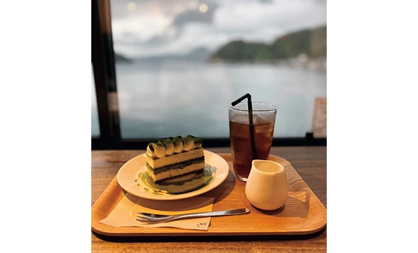 長期熟成のへしこや、マコガレイの干 物、最高ランク「特A」の丹後米…… 地元グルメづくしで朝から大満足!