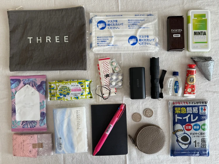 防災ポーチの中身をすべて公開！100均や普段の持ち物だけでしっかり揃います。