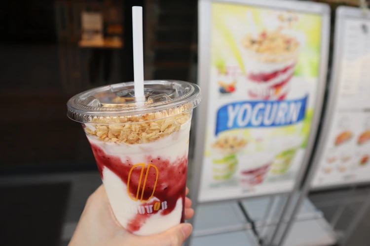 ドトール ヨーグルン グラノーラ アサイー 新作 毎年 大人気 フローズン ドリンク 期間限定