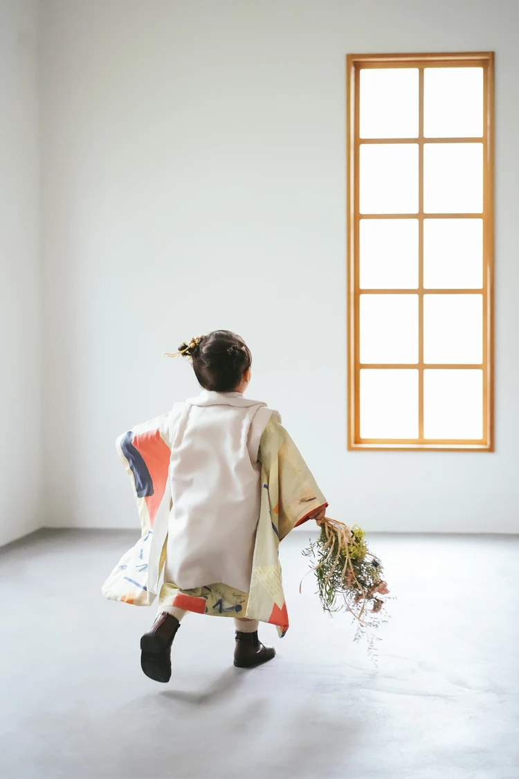 ママさん必見！ニューボーンフォト、七五三などハレの日に使いたい自然光の入る撮影スタジオ_6