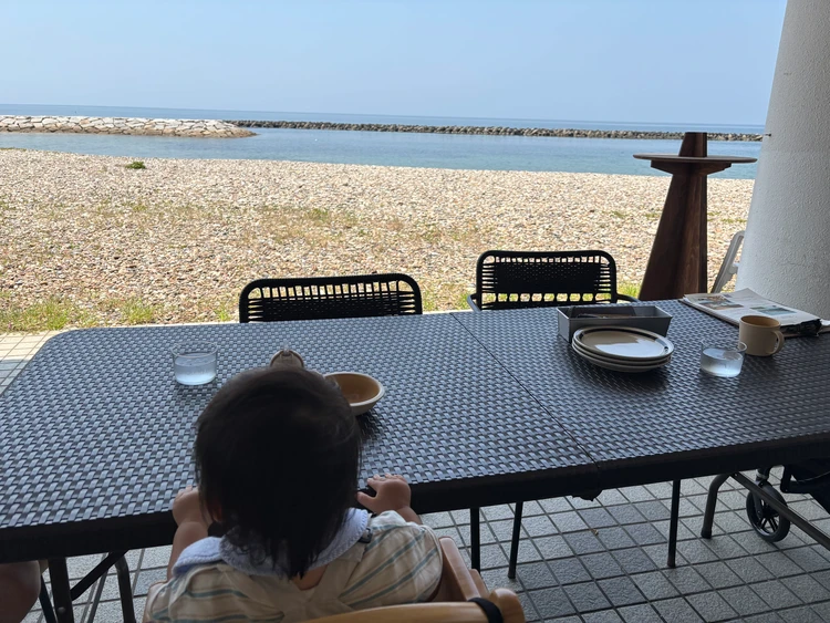 【1歳子連れ日帰り夏淡路島旅】海が見えるカフェランチ＆子連れが多くて行きやすい洲本ビーチ_2