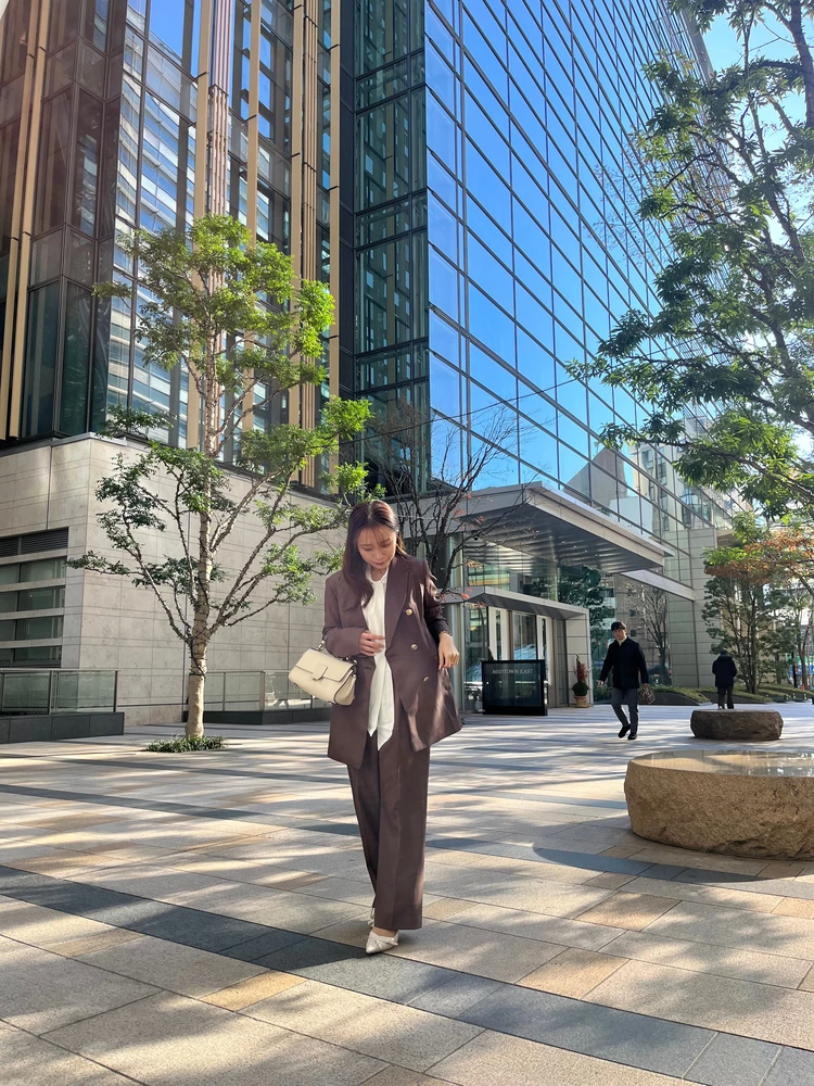 【TONAL×貴島明日香】ブラウンカラーのマルチセットアップでオフィスカジュアルコーデ♥_2_1