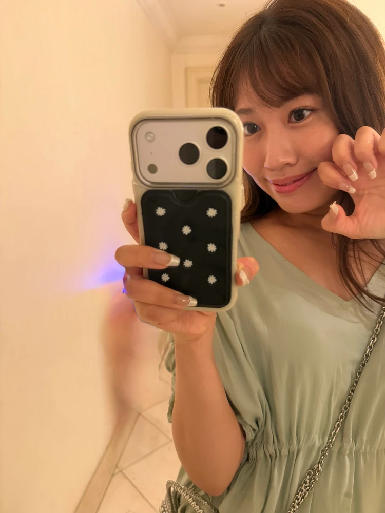【30代向け】オフィスでも浮かないネイルチップ｜今月のおすすめデザイン③_3