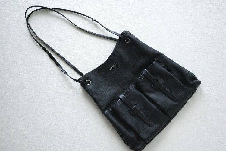 PRADA　プラダ　ルート ラージ　ブラック