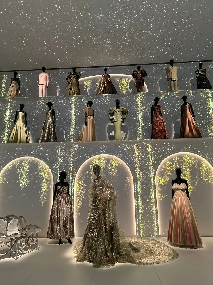 夢の空間へ。パリ・ディオール美術館で体感する、オートクチュールの魔法【パリ、ロンドン旅行記-vol.5-】_11