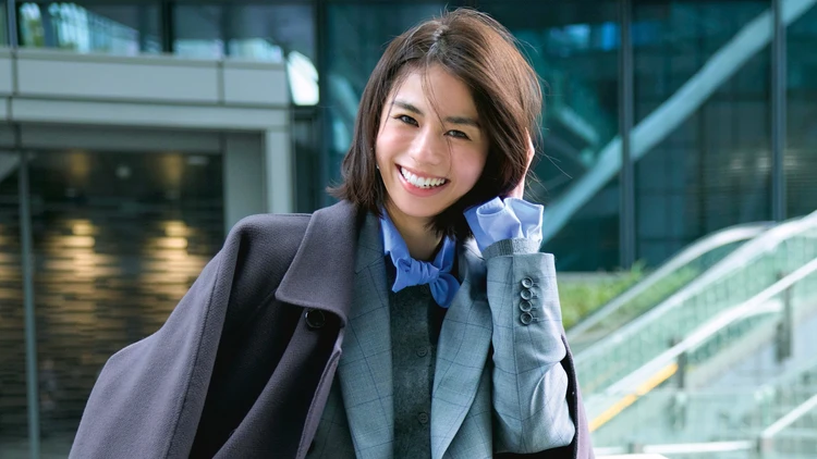 【セットアップコーデ】端正なジャケパンスタイルで颯爽と!【BAILA今日のコーデ】