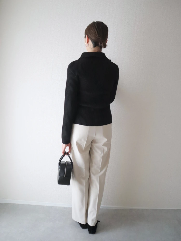 UNIQLO U ユニクロ ユー メリノブレンドハイネックカーディガン ニット セーター 秋 冬 コーデ お仕事 通勤 きれいめ 30代 黒 後ろ