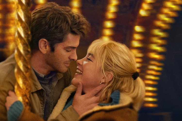 映画　We Live in Time この時を生きて　パートナーとして支え合うアルムートとトビアスの写真