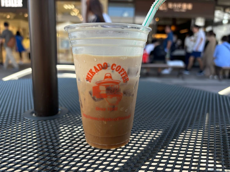 ミカドフロートのアイスが溶けたあとのイメージはこちら